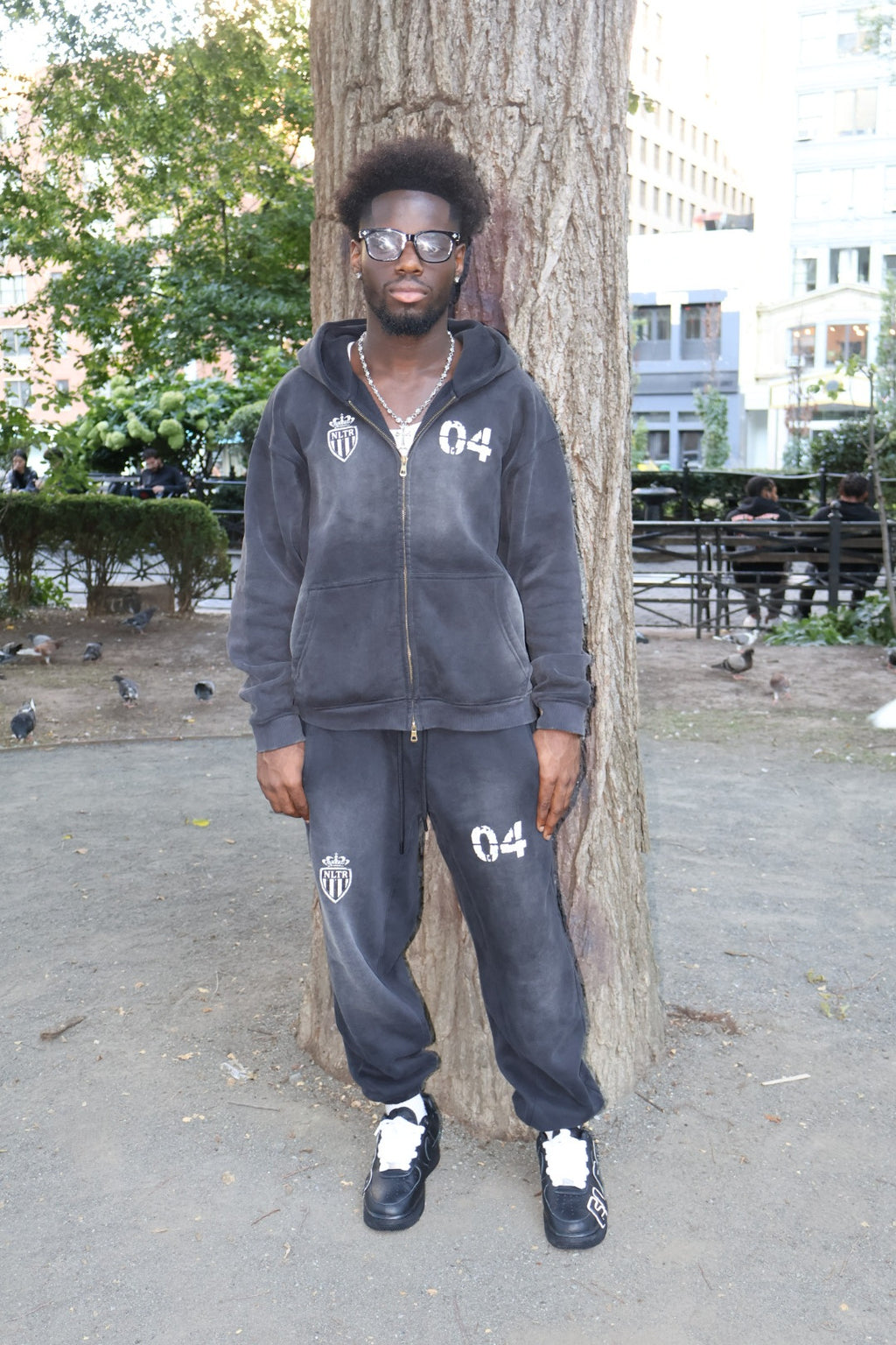 "0-NLY 4 THE REAL" ZIP UP